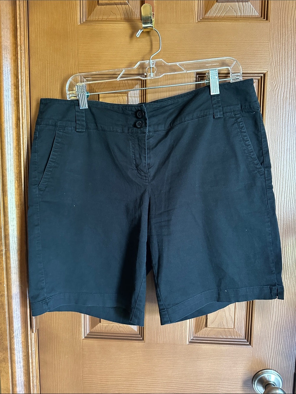 New York and Company Manhattan Chino Black Women's Casual Shorts, size 12